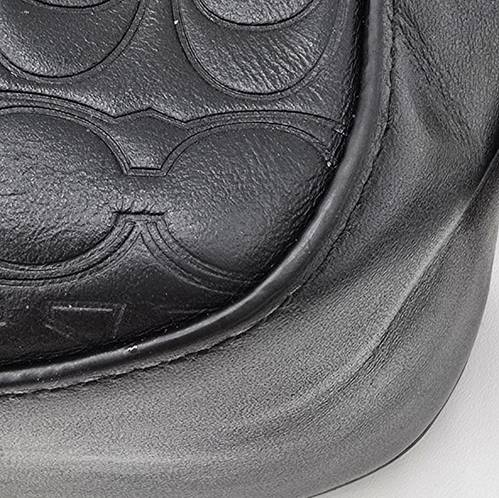Coach Camera Bag w/ Signature Embossed Leather in Black, EUC - Picture 5 of 15